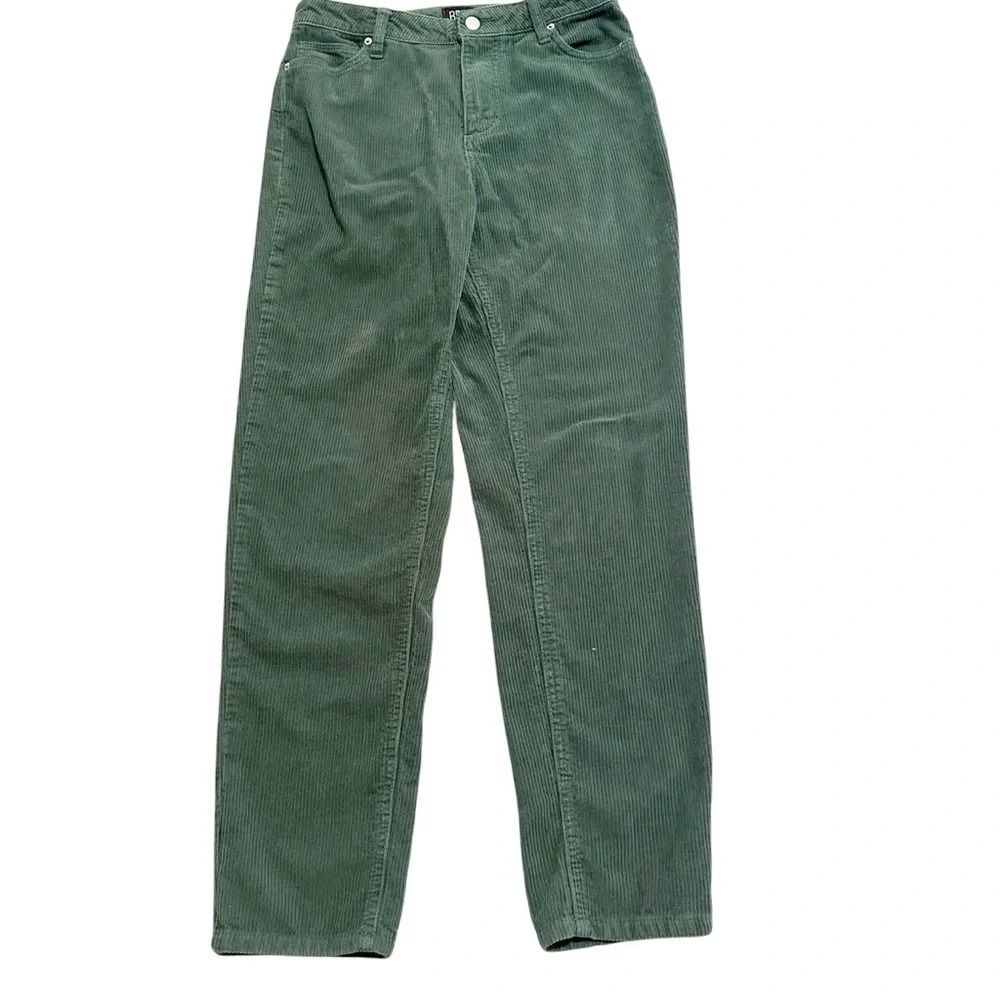 Urban outfitters BDG• Green Corduroy Mom High Rise  Pants Size 26 - Picture 3 of 14